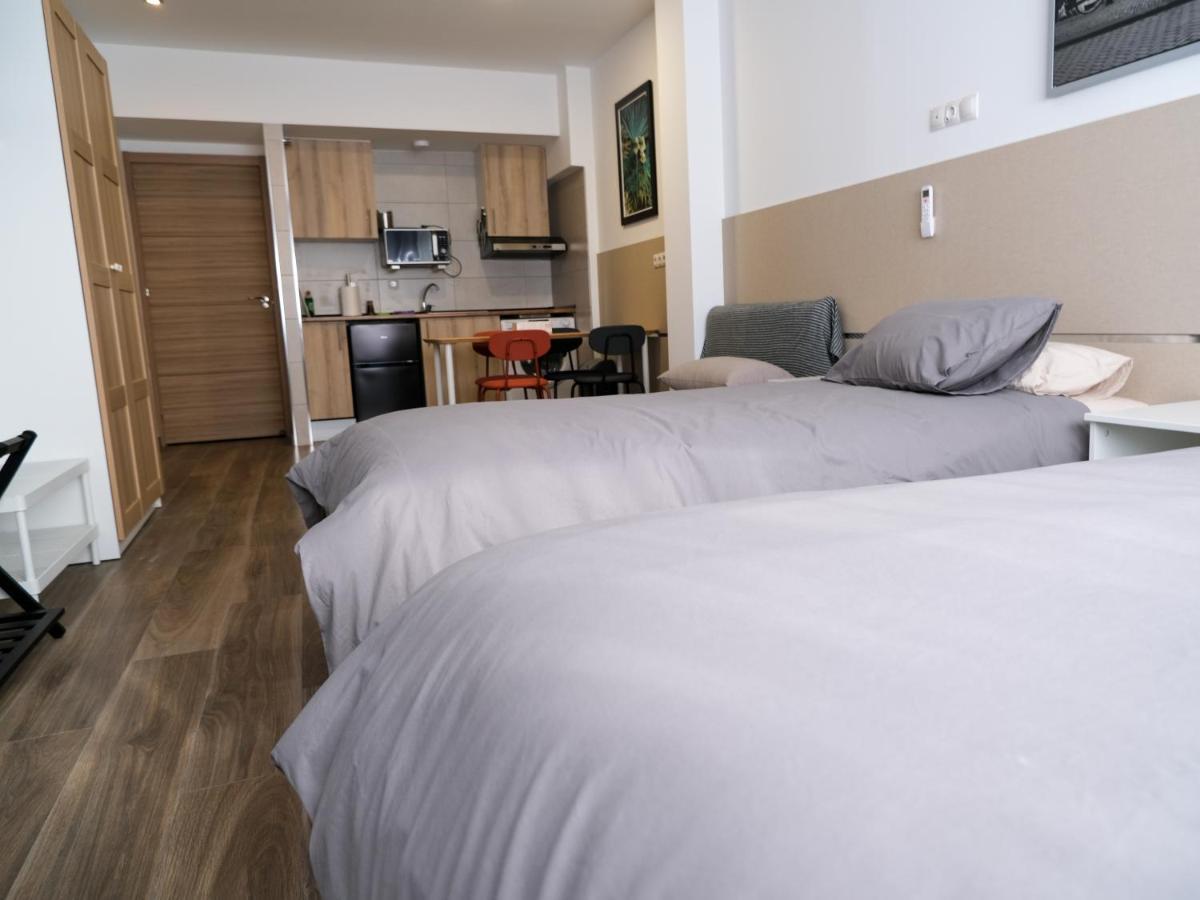 Alianza Suites Madrid Eksteriør billede